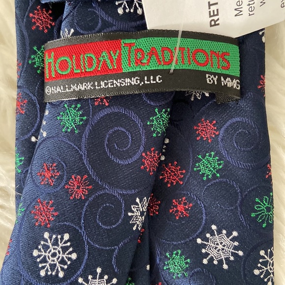 Holiday Tradition Man Tie brand new perfect for upcoming Christmas Party - Picture 9 of 13